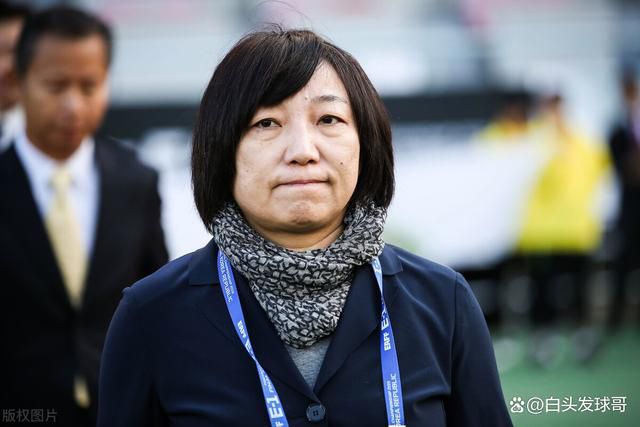 2026年伊始,广东省文化和旅游厅联合电影频道融媒体中心、小红书共同推出“请到广东过大年”主题活动,通过“精致二创视频矩阵+优质图文笔记+小红书全链条传播”的模式,邀请电影人、小红书达人走进广东。